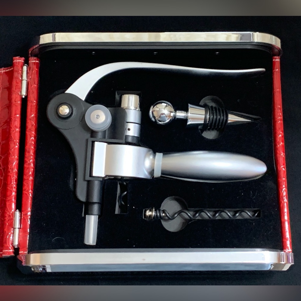 ⚠️ LAST CHANCE ⚠️ PREPOLOGY 3 PC WINE SET WITH FAUX CROCO CASE